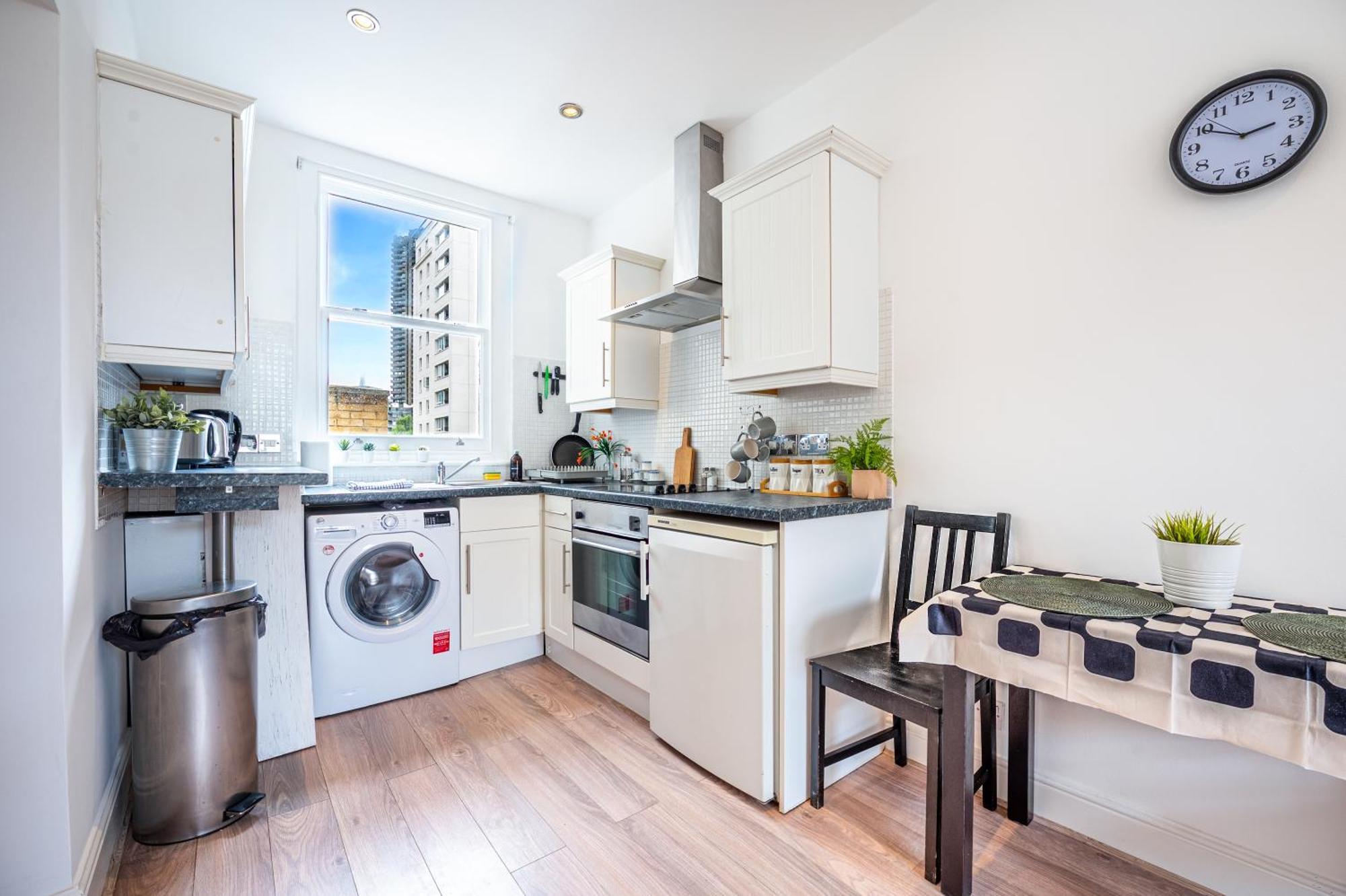 One-Bed Flat, Kensington, Bank Payment To The Host Within 24H From The Reservation Apartment London Ngoại thất bức ảnh